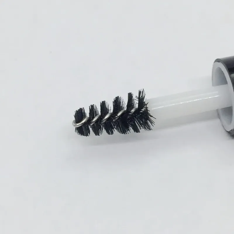 Schwarz 0,8 ml leeren Plastik-DIY Mascara Rohr Wimperncreme Wand Behälter Flasche Fläschchen mit Pinsel