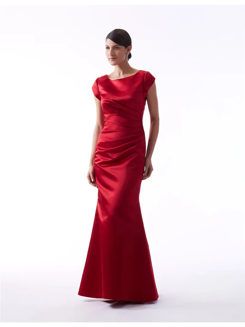 Czerwona syrenka Długie skromne suknie druhny z krótkimi rękawami zimowe satynowe plisy druhny sukienki weselne sukienki