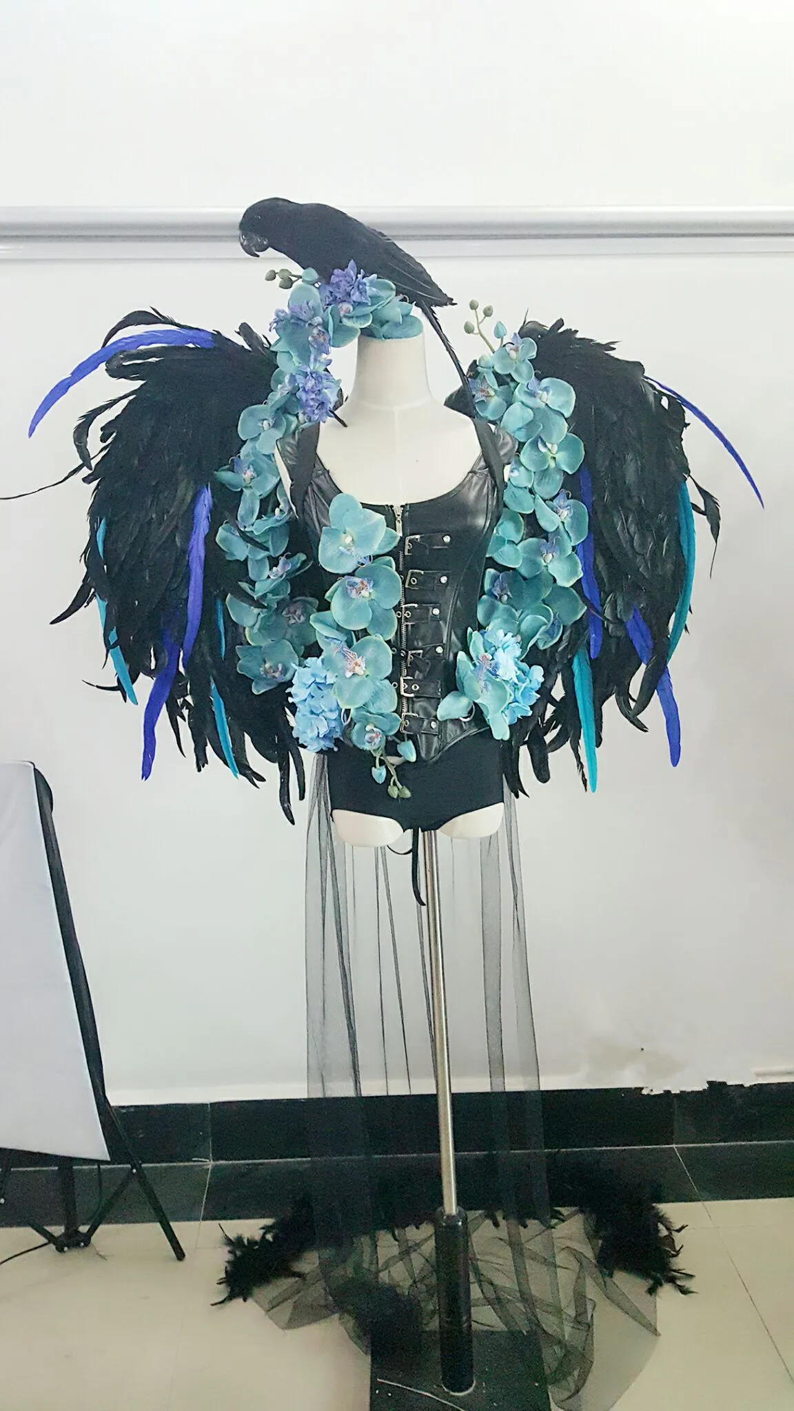 Black Angel Feather Wings Magazine Shooting Display Party Bruiloft Decoratie Benodigdheden Model Toon Props EMS gratis verzending