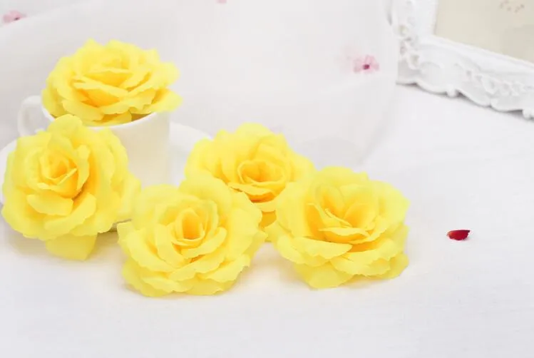 Högkvalitativ 8cm Artificiell Silk Rose Flower Head for Wedding Home Decoration R FH91702