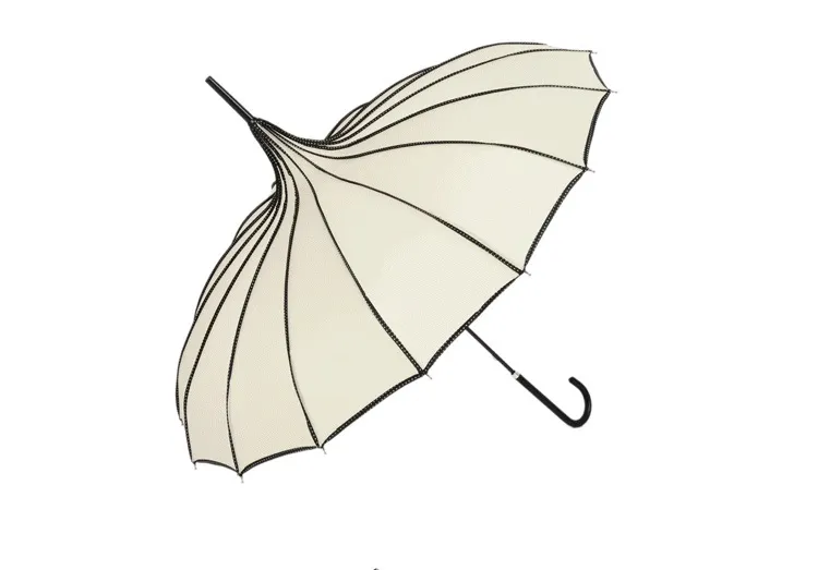 Parapluie de golf rayé noir et blanc de conception créative Parapluie de pagode droite à long manche Parapluie de mariage 8 couleurs