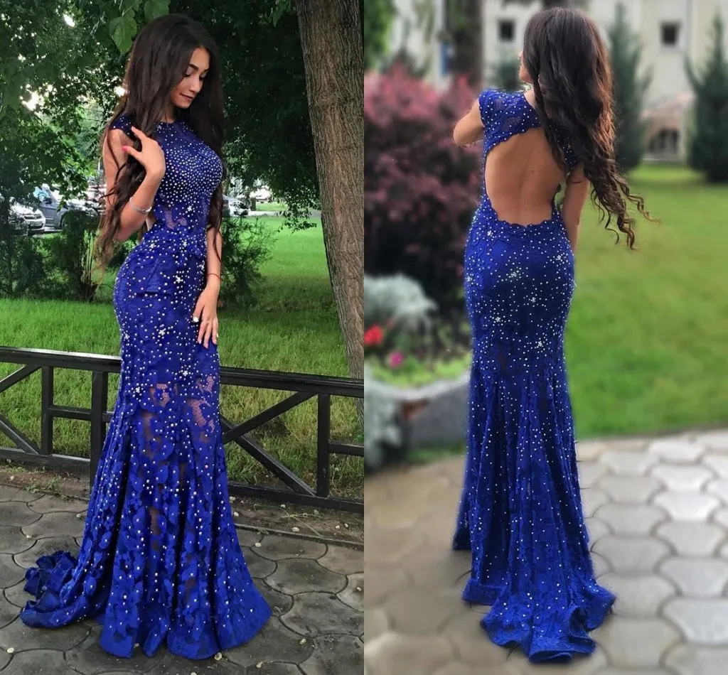 2017 Sexy Royal Blue Prom Klänningar Juvel Neck Full Lace Crystal Beaded Bling Mantel Open Back Long Afton Dress Party Pageant Formella klänningar