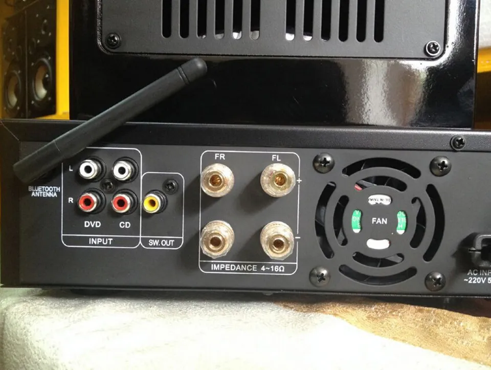 AV388 Bluetooth Vacuum Tube Amplificador de Áudio Estéreo 35W + 35W USB MP3 Play Bass Saída de áudio 2.1 Tube Amp