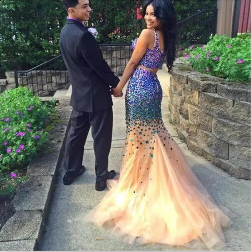 Sparkly Sexy Two Piece Prom Dresses With Stones Crystal Beaded Long Party Prom Gowns Formal Party Gowns From Kissbridal 185.22 DHgate.Com