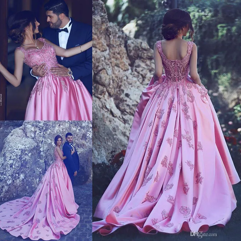 Sade mhamad mode rosa appliqued prom klänning billig v nacke lång sundless satin formell kväll fest klänning skräddarsydda plus storlek