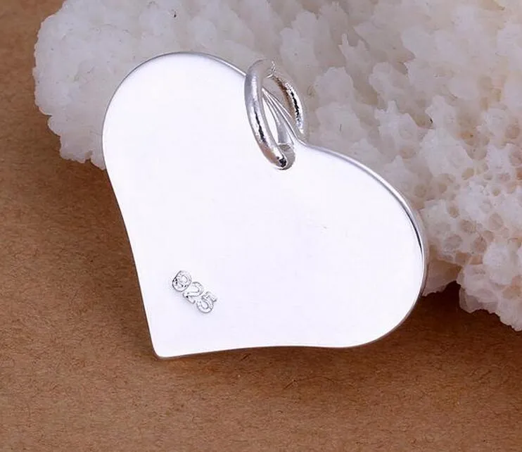 50 pz placcatura in argento sterling 925 pendenti cuore classico mark 925 2.2 * 2.5 cm pendenti con ciondoli gioielli collana braccialetto adatto di alta qualità