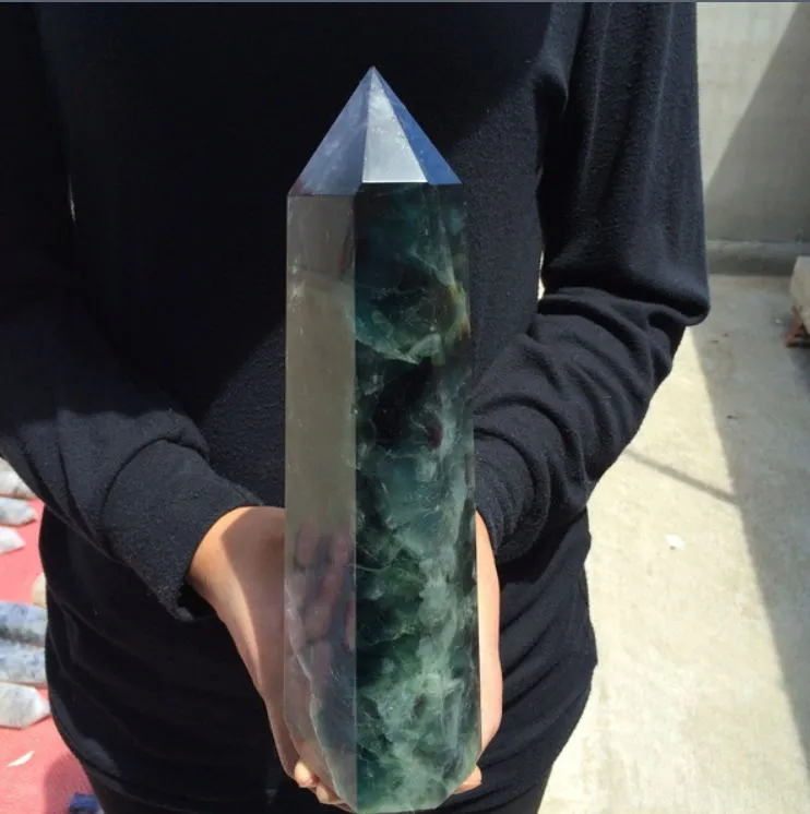 Cerca de 500g-700g NATURAL CLEAR QUARTZ CRYSTAL WAND POINT HEALING espécime299F