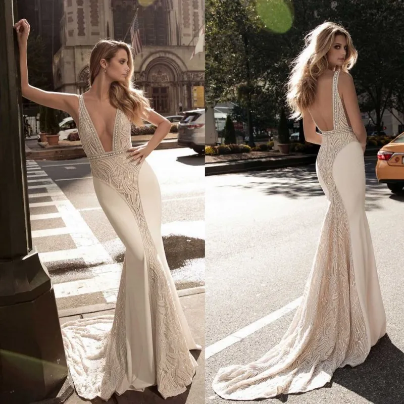 Berta Vintage Sirena Vestidos de novia Cuellos de encaje de cuello de hundimiento PERLAS PERIOS NOMBRES Vestidos de barrido Leche lentejuelas Atrás Vestidos de Novia