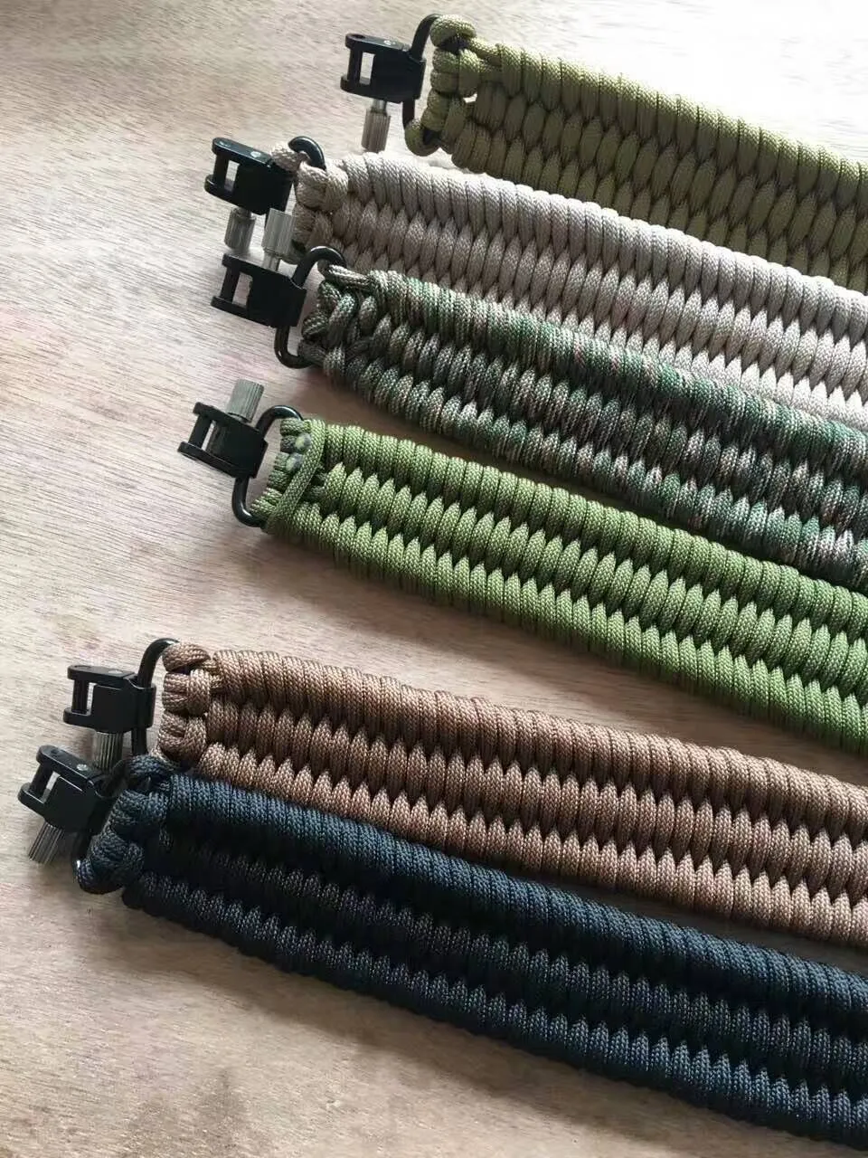 Brand new Ajustável Paracord Tactical 550 Rifle Sling Strap com Swivels