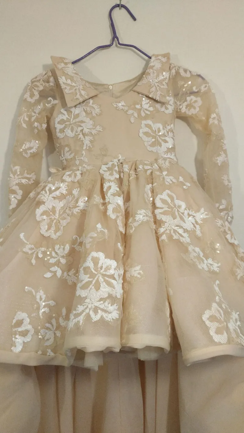 Robes de fille de fleur en dentelle Little Real Po avec manches longues devant courte longue dos robe de bal enfants robes de concours de beauté pour Litt1648038790