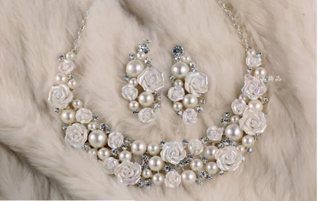 Luxueux pas cher strass diadème chapeaux couronne collier boucles d'oreilles ensembles pour mariage robes de soirée de mariée bijoux de mariée