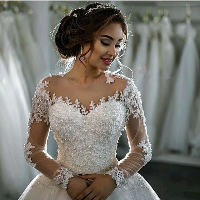 Luxury Long Sleeves Wedding Dresses Dubai Appliques Lace Puffty Cheap Beaded Sheer Neck Cathedral Train Bridal Gown Bohemian Country Spark