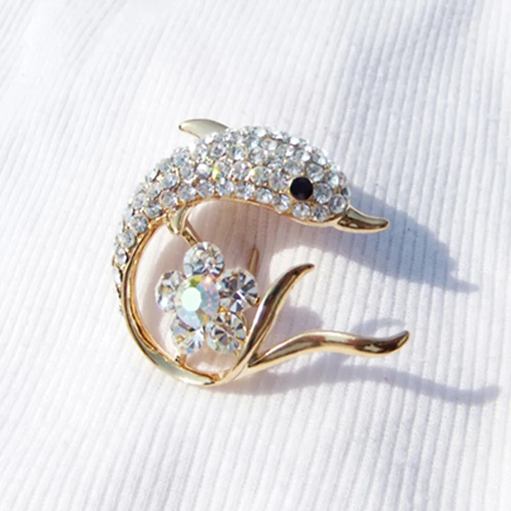 Kvalitet glänsande kristall rhinestone blomma söta dolphin brosch pins för kvinnor bröllop brud bukett broscher smycken 18k riktigt guldpläterad