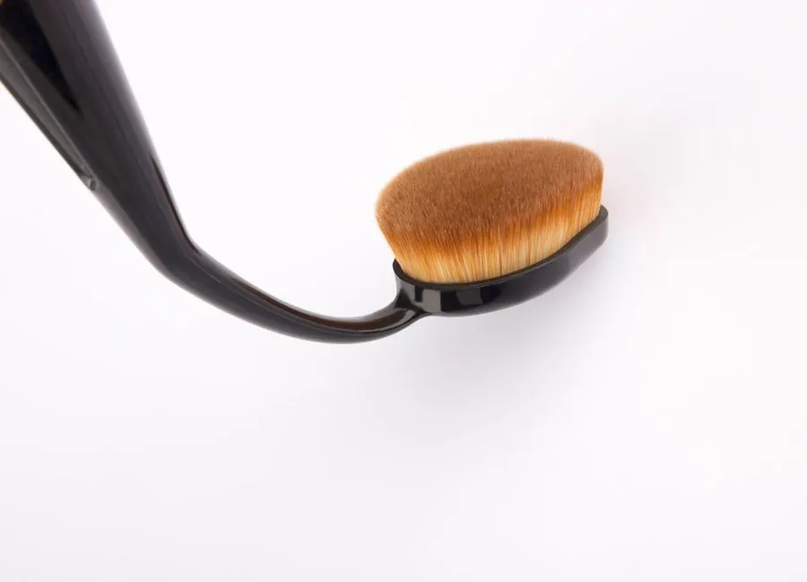 Halu New Arrival Foundation Brush Lover Amante di bellezza Busine di trucco di bellezza crema cosmetica Polvere di faro faro Strumenti il trucco 3158040