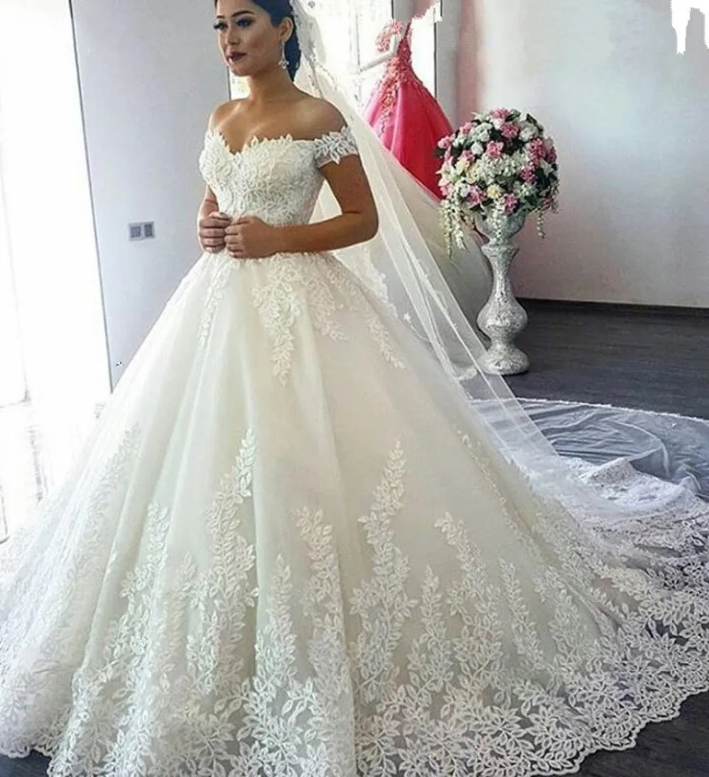 Vintage Princess Style Wedding Dresses in Turkey Off Shoulder Short Sleeve Plus Size Bridal Gowns Court Train Cheap