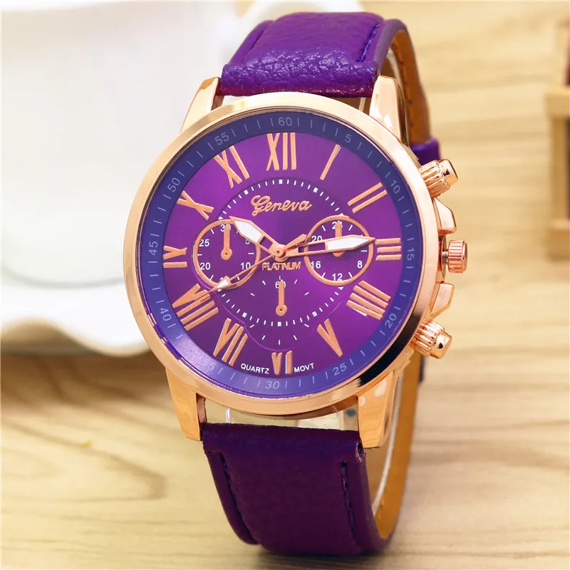 Montre-bracelets Fashion Men039s et Women039s Watchs Leather Quartz Watch Genève Rome Watch Personality Robe de mode décontractée W4374496