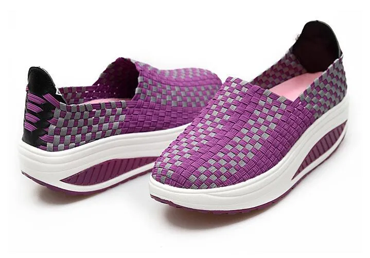 نيو صيف الصيف صندل الأسلوب الساخن للأحذية النسائية الأزياء النسيج الحذاء الحذاء الاسفنجة أحذية واحدة أحذية واحدة