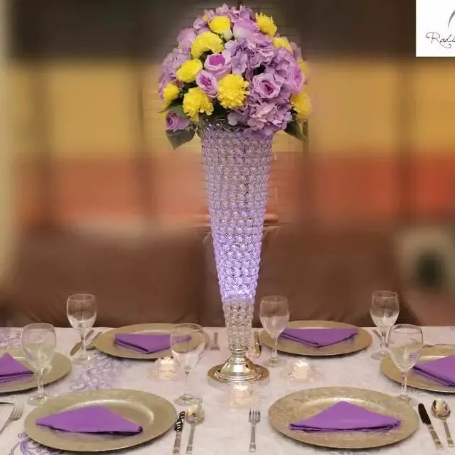 stand de pilier de cristal de perles de verre décoratif haut et stand de fleur pour pièce maîtresse de mariage