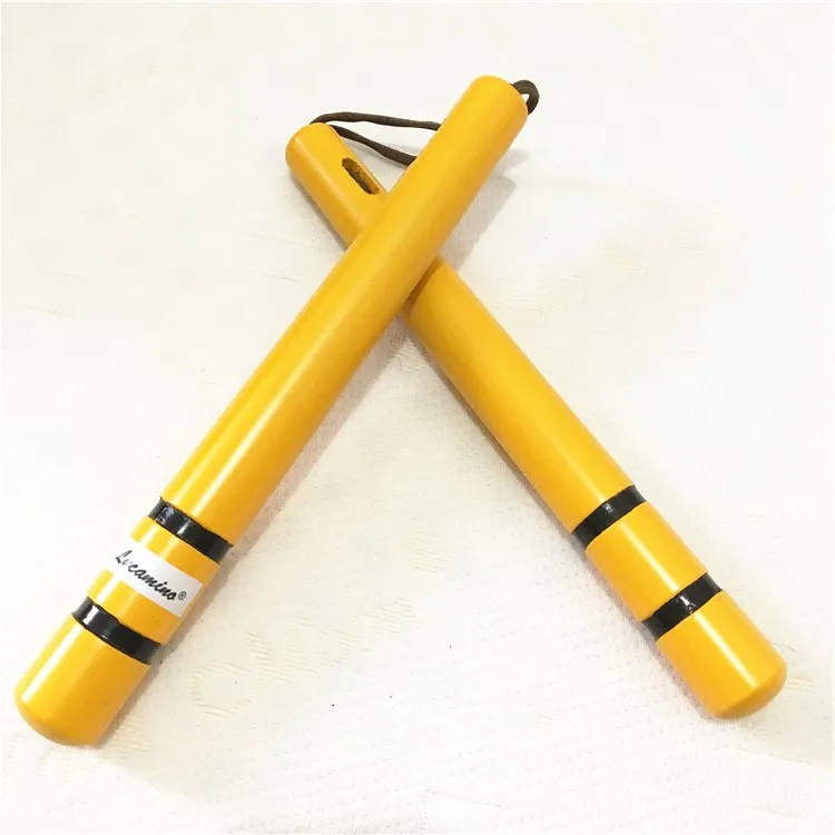 Hot selling Brand New Bruce Lee yellow wooden Martial arts nunchakus Chinese kungfu played in movie rope nunchunks for beginner with bag