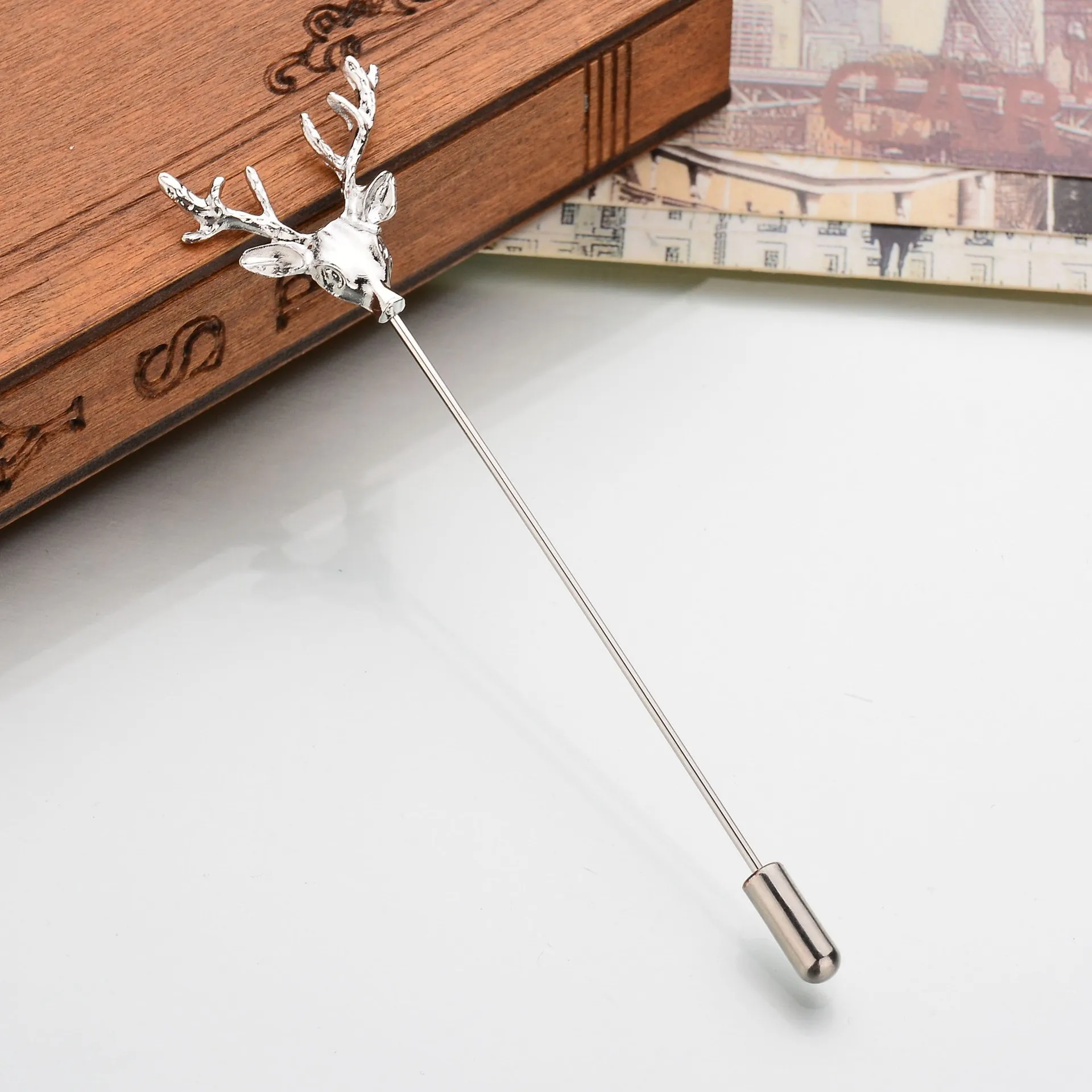 men 's small suit brooch inserted jewelry original retro deer head long needle long pin wholesale