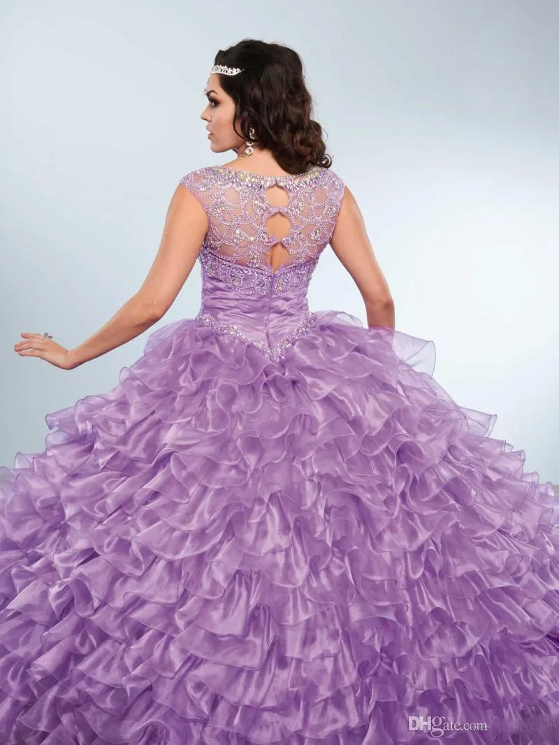 2018 Purple Rhinestones Quinceanera Dresses Bling Jewel Neck Sweet 16 Masquerad Ball Downs Organza Lavender Crystal Debutante Raga2316785