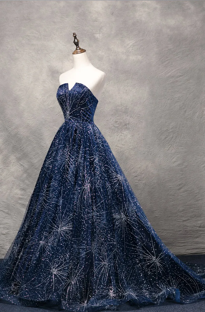 Stunning Navy Blue Ball Gown Prom Dresses COurt train Starpless Sparkling Beading Long Evening Gowns Lace-up/Zipper Back Runway Dress