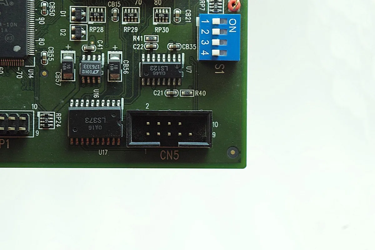 オリジナルADLINK PCI-8164モーションコントローラボード100％テスト済み作業、使用、順調な状態で