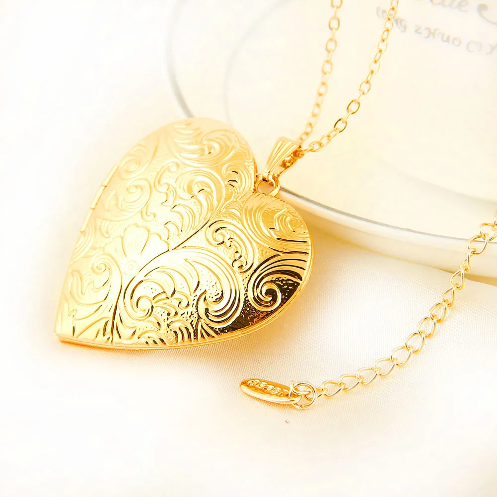 Partihandel Smycken Big Heart Lockets Halsband Charm Halsband 18K Guldpläterad Foto Locket Frame Hängsmycke Halsband för Kvinnor Flickor Lover Gift