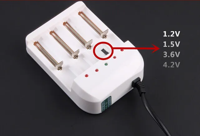 Alta qualidade 4 portas gradualmente ajustável 1.2v-1.5v-3.6v-4.2v carregador de bateria universal para 26650 18650 14500 10440 etc bateria