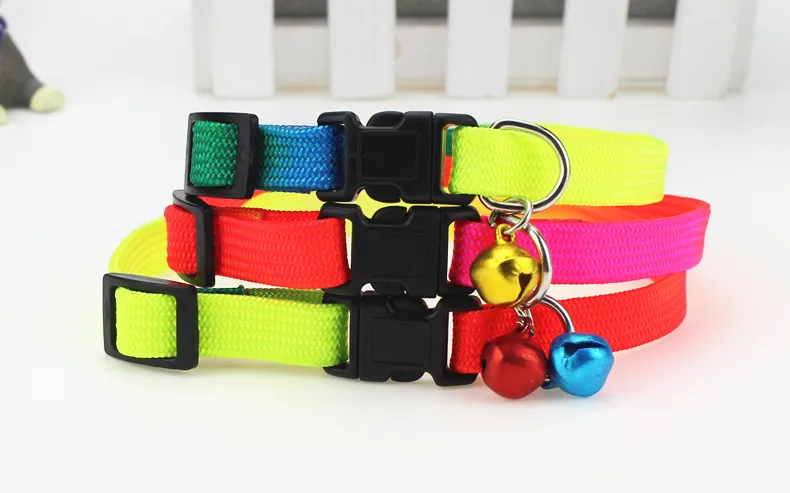 Arc-en-ciel chien chat cloche collier réglable extérieur confortable en nylon colliers pour animaux de compagnie pour petits chiens chiots fournisseur d'animaux de compagnie