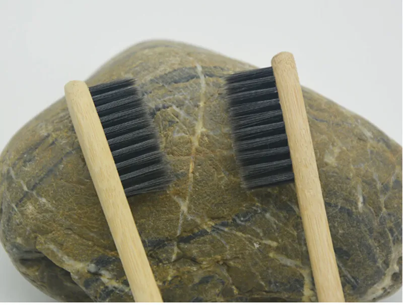 Freeshipping 100 PCs Personalizado Bambu Toothbrushes Língua Cleaner Denture Dentes de Viagem Kit Denty Brush