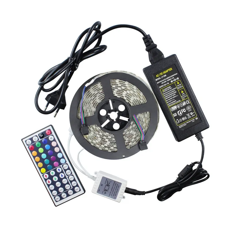 Edison2011 SMD5050 RGB 5M 300 LED-band Ljus Non Vattentät 44 Key IR Fjärrkontroll 12V Strömförsörjningsblisterpaket