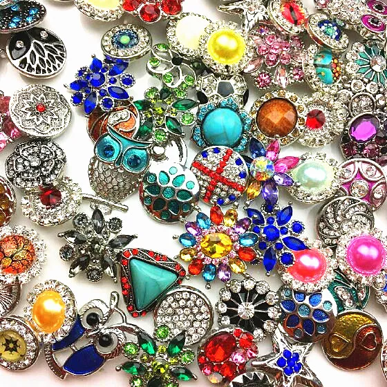 Hot Hurtownie Assorted 25 SZTUK Antique Silver Ginger 18mm Przyciski Snap Rhinestone Kamień Charms Charms DIY Biżuteria Nowe Wymieszanie Wzory