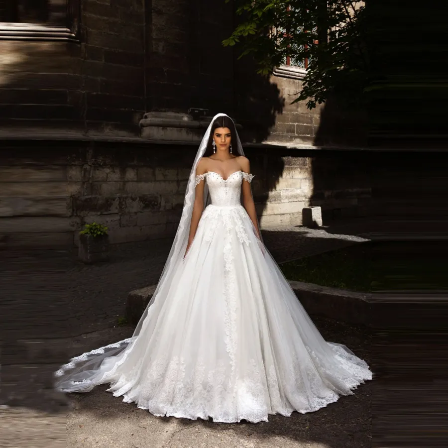 Sexy Ball Gown Wedding Dress 2019 Cap Sleeve Court Train Lace Up