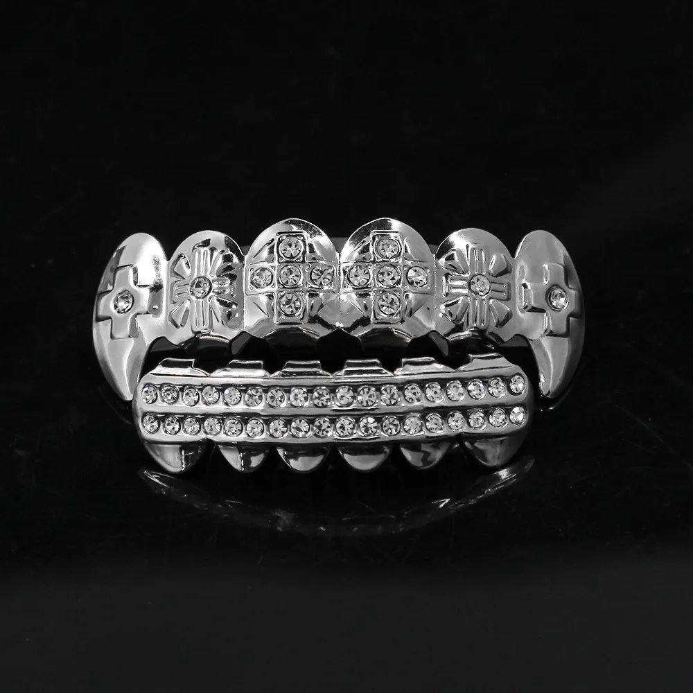 Sprzedawanie 18K lśnionego Rhodium Inkay CZ Rhinestone Hiphop zęby Trendy grillz górne dolne grilla Zestaw wampirów zębów GI9204902