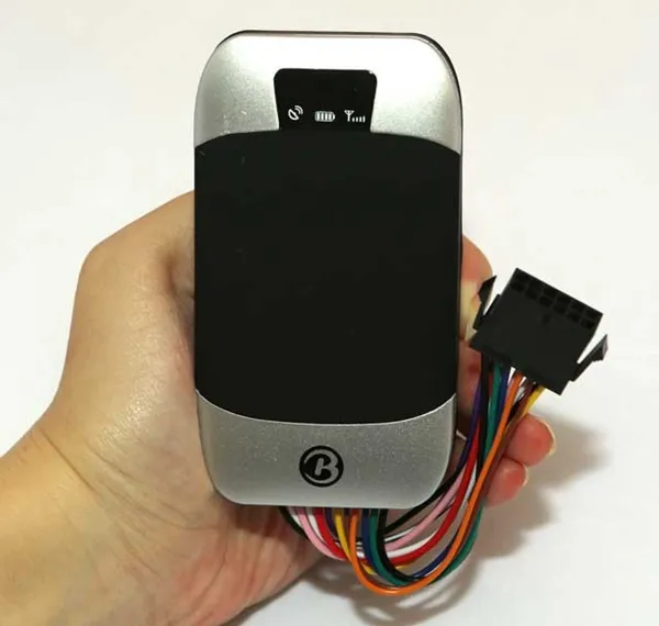 303F GPS Tracker 303G Автомобиль автомобиля GPS / GSM / GPRS SMS дистанционного управления Датчик топлива для топлива Телефон отслеживание в режиме реального времени с розничной коробкой