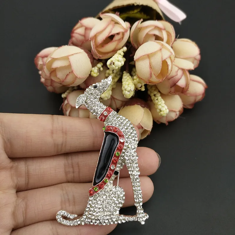 Silver dog brooches 2025