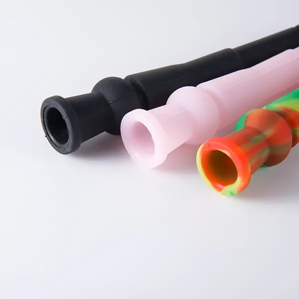 Tubes en silicone en gros avec joint mâle / femelle Tige en silicone pour fumer une pipe à eau en verre Bong chez mr dabs