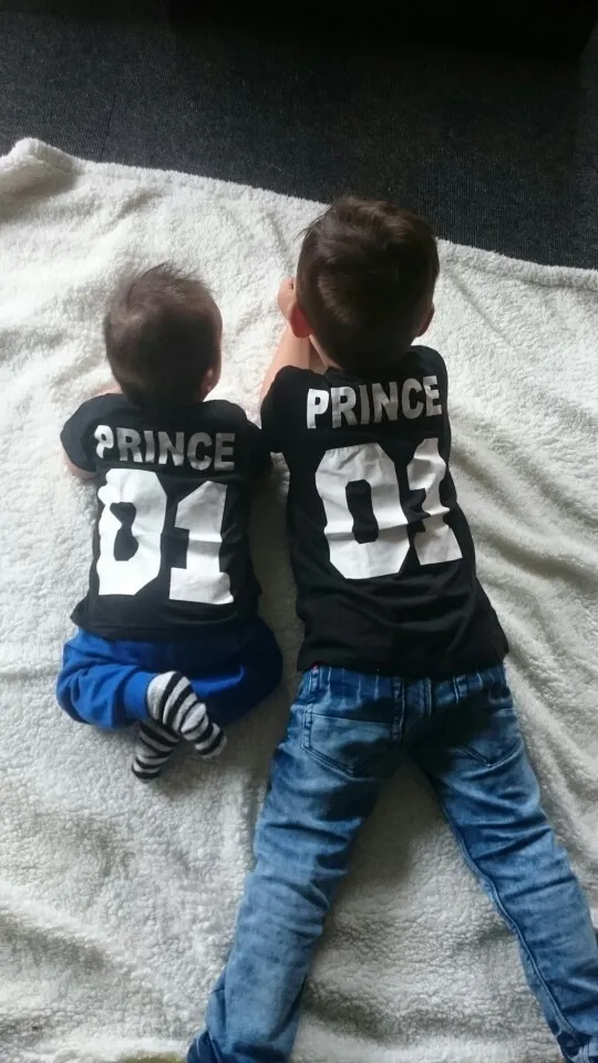 Familie König Königin Brief drucken T-Shirts Mutter und Tochter Vater Sohn Kleidung passende Prinzessin Prince236j