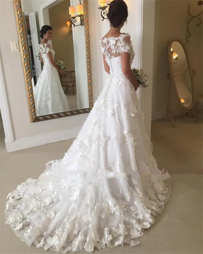 2018 Bateau bröllopsklänningar med spets applique tillbaka dragkedja kort ärm bröllopsklänningar sopa tåg skräddarsydda brudklänningar vackra