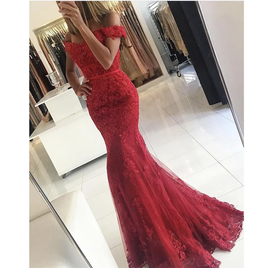 Vintage Red Vestidos De Fiesta Off the Shoulder Prom Dress Sweetheart Appliqued Short Sleeve Lace Mermaid Evening Dresses