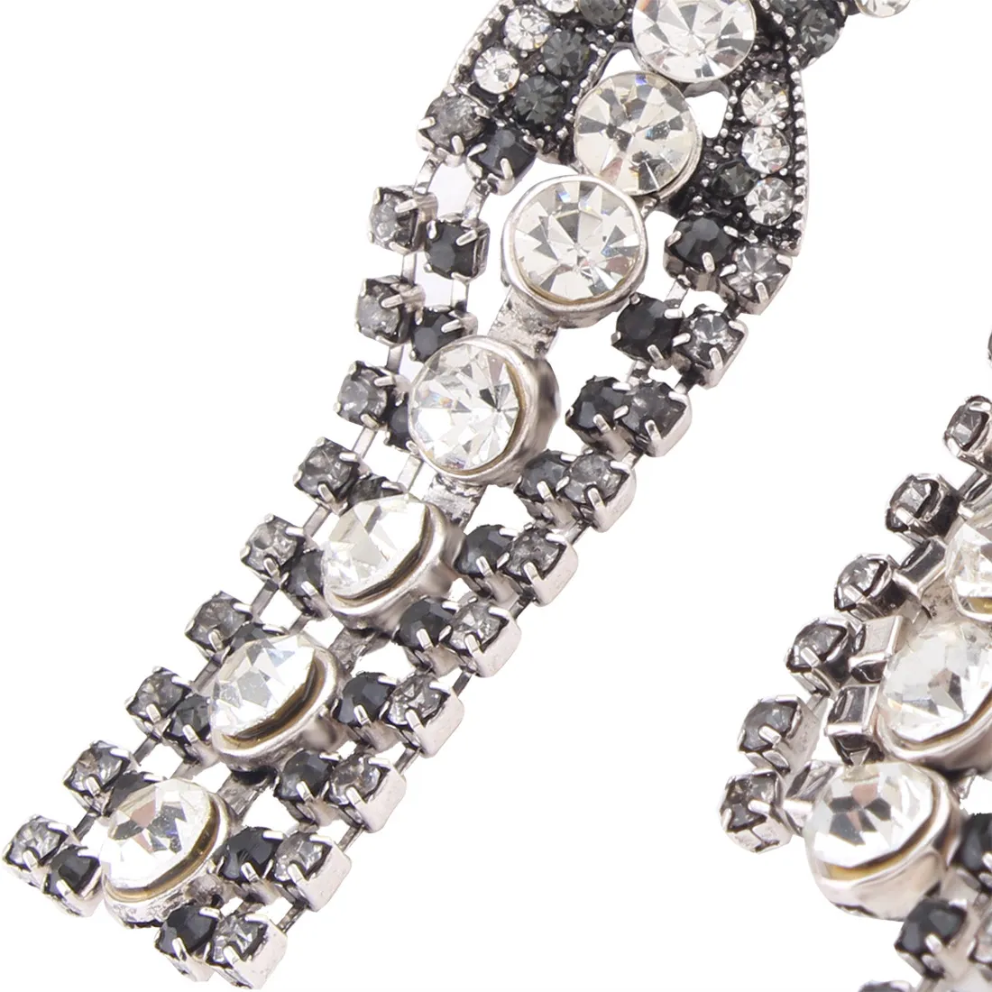 New Brand Claw Crystal statement Stud earrings for women Fashion rock jewelry Rhinestone Tassel earrings pendant Vintage Brincos Bijoux