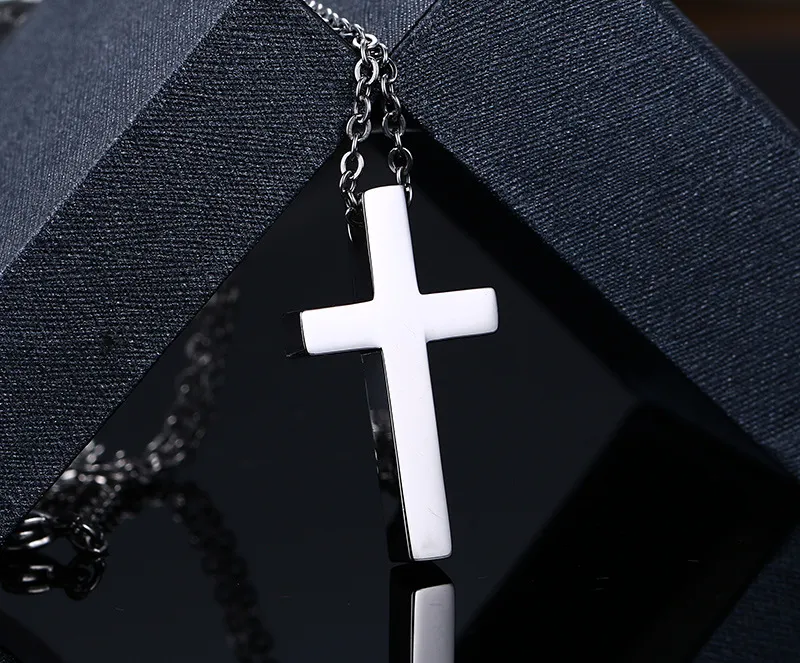 الكلاسيكية فارغة الصليب القلائد الصلاة المسيح الرجال مجوهرات الفولاذ المقاوم للصدأ الرجال النساء سلسلة مجانية PN-241