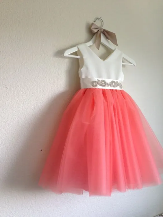 Coral Flowergirl Jurken Voor Kinderen V-Neck Beading Junior Bruidsmeisjes Jurk Zwarte Kids Bloemgirl Jurken Tule