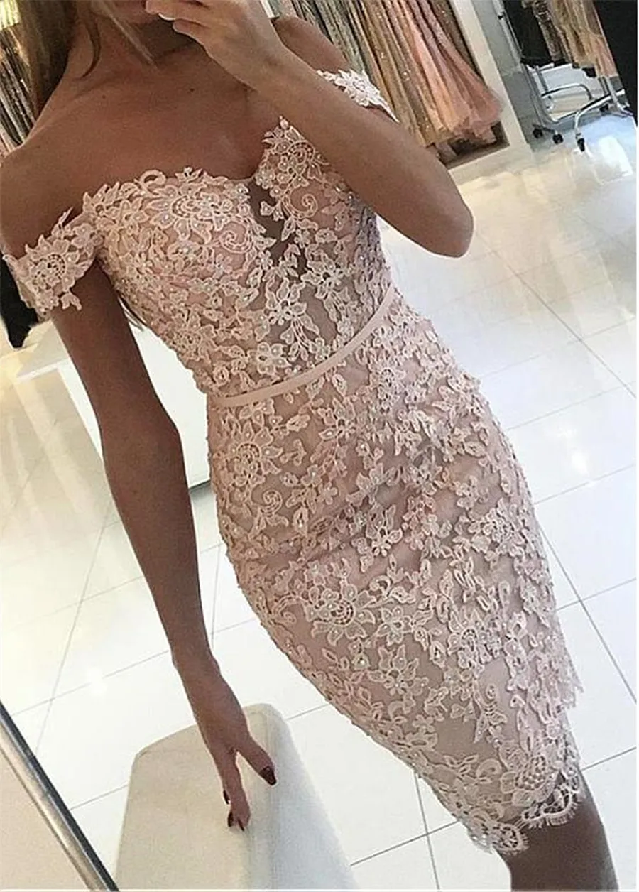 Exquisite Tulle & Satin Off-the-shoulder Neckline Short Sheath / Column Cocktail Dresses With Beaded Lace Appliques Short Homecoming Dress