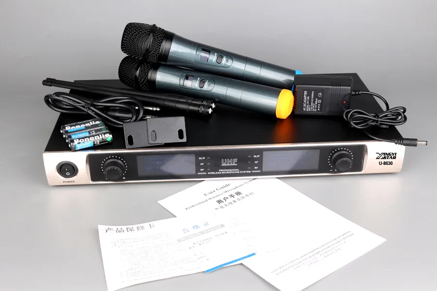 U8630 Système de microphone sans fil UHF pour karaoké Microfono Inalambrico Récepteur sans fil double canal professionnel 2 x micro portable micro vocal