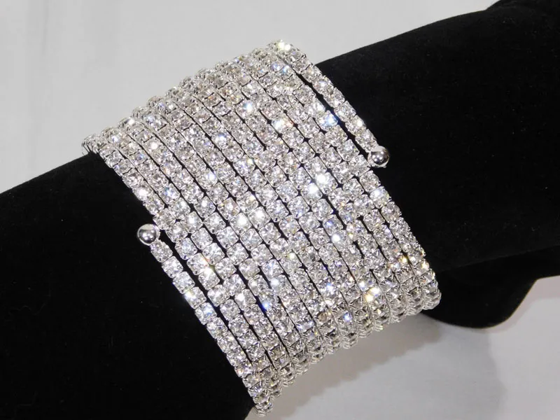 2017 Bracelets 12 Rangées Spirale Partie Argent Plaqué Or Strass Bracelet Bras Supérieur Bracelet Manchette Mariage Bijoux De Mariée Accessoires 215e