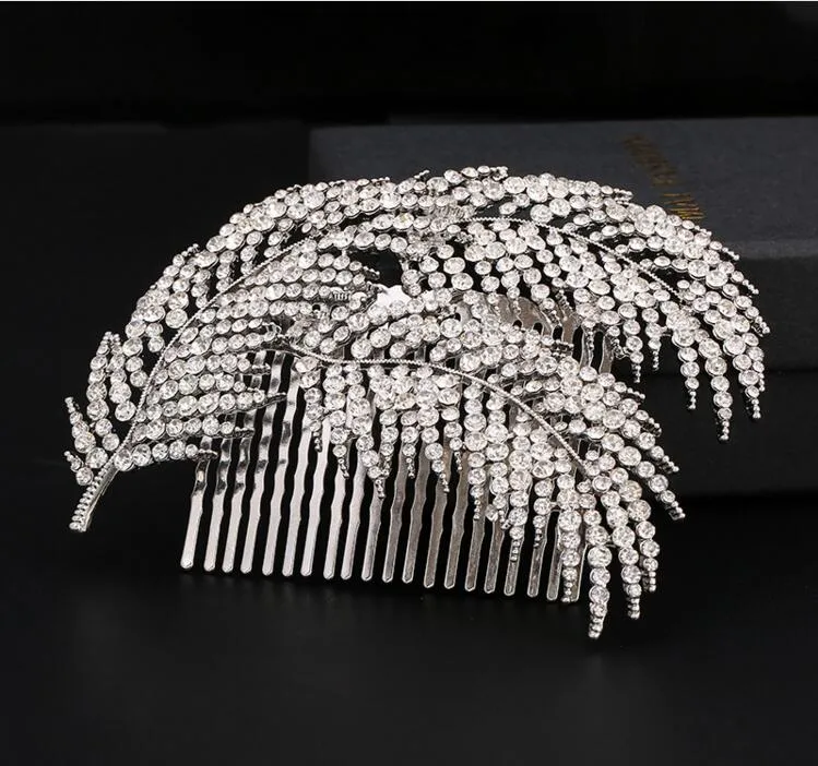 Moda Gelin Düğün Tiaras Çarpıcı Rhinestone Güzel Tarak Gelin Takı Aksesuarları Kristal Saç Fırçası Ücretsiz Kargo LY68
