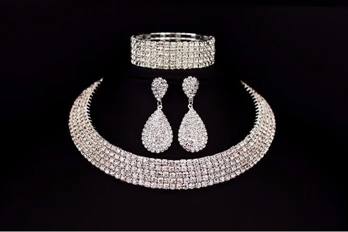 Hett säljande Brud Klassisk Rhinestone Kristall Choker Halsband Örhängen Och Armband Bröllop Smycken Set Bröllopstillbehör Bröllopssmycken