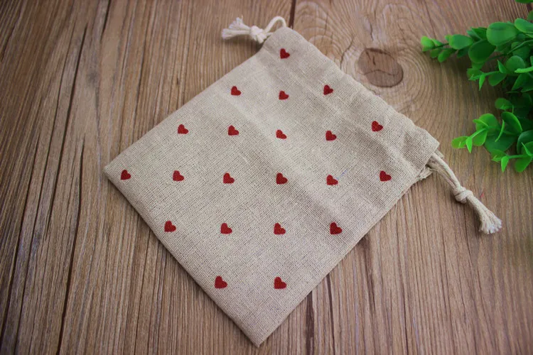 Red Heart Linen Gift Bags 9x12cm 10x15cm 13x17cm pack of 50 Candy Favor Sack Makeup Jewelry Pouch260O